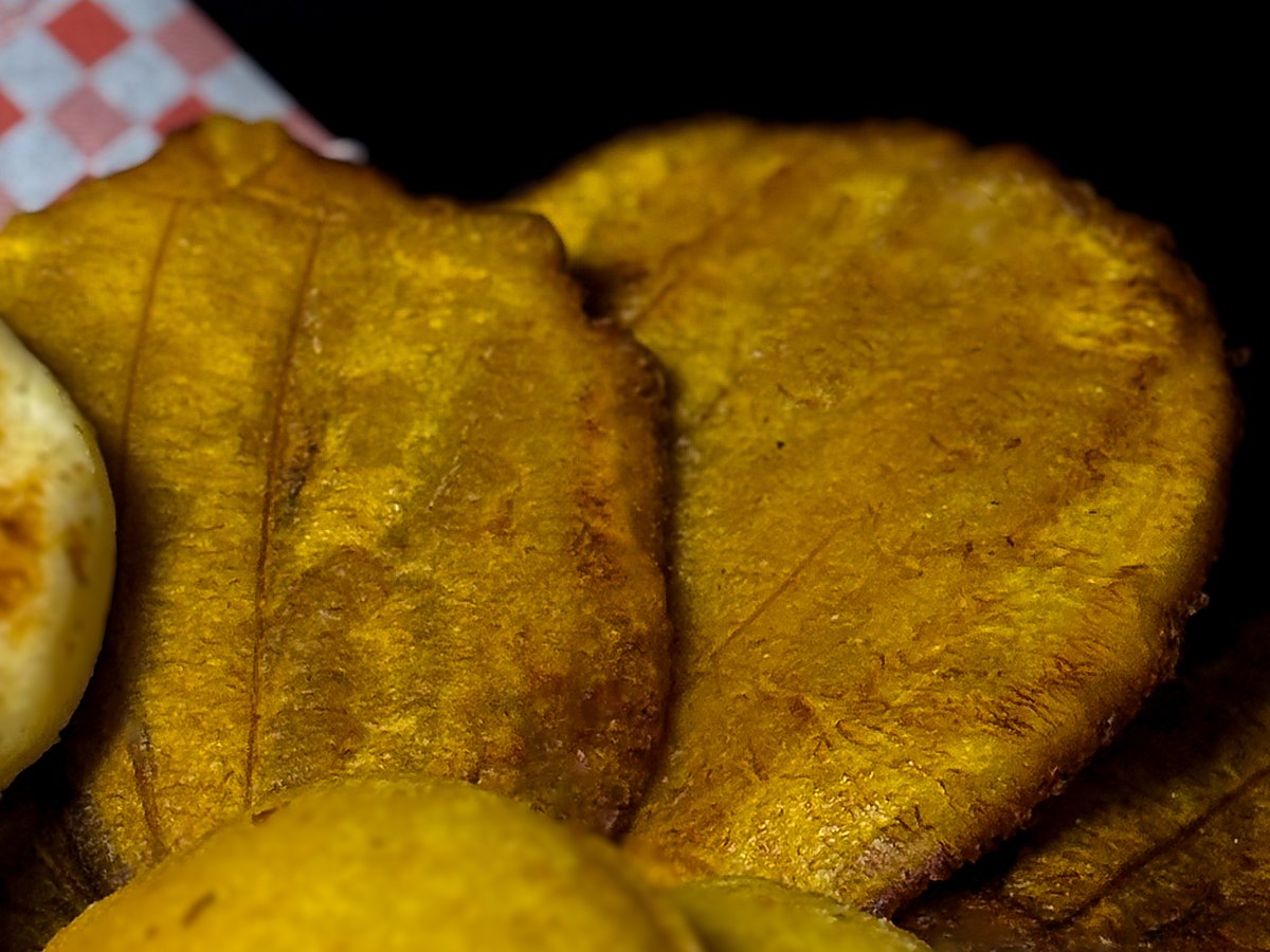 Bolsa de patacones listos para freír
